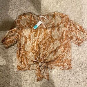 Stitch Fix top NWT LG